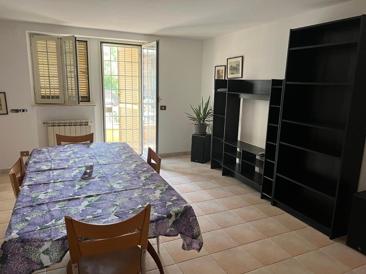 La Casa Di Vic Apartment มอนเตโรตอนโด ภายนอก รูปภาพ